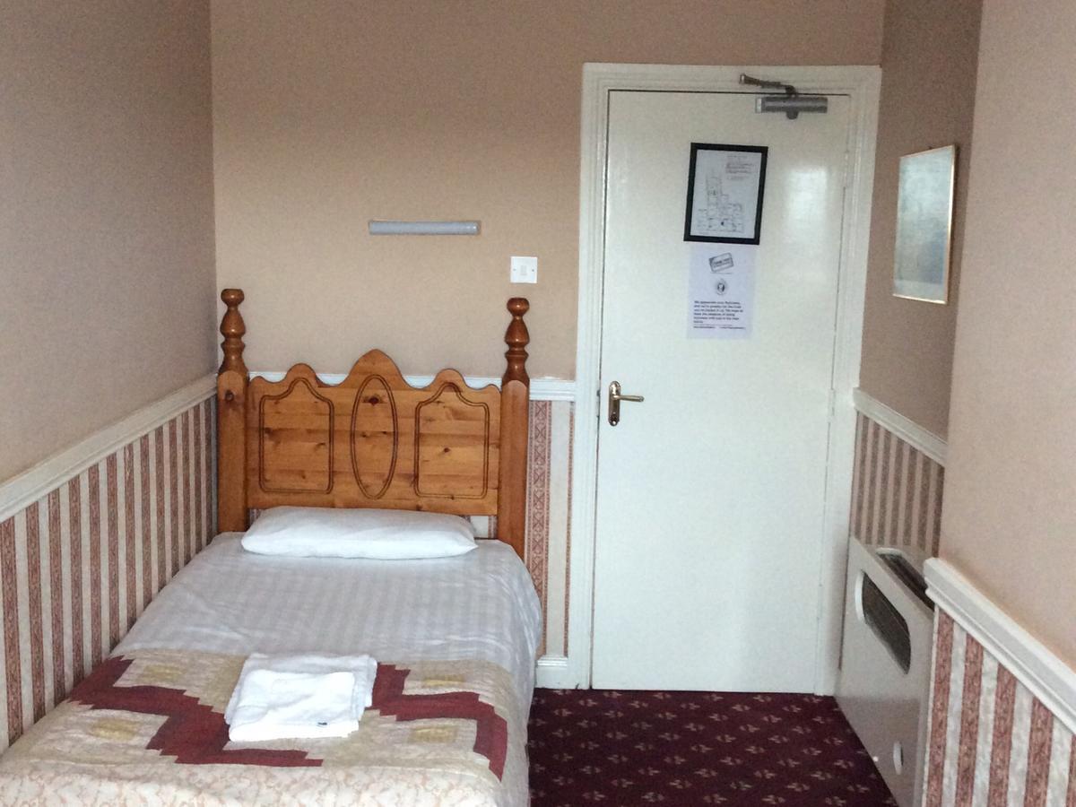 The Royal Hotel Arklow Buitenkant foto