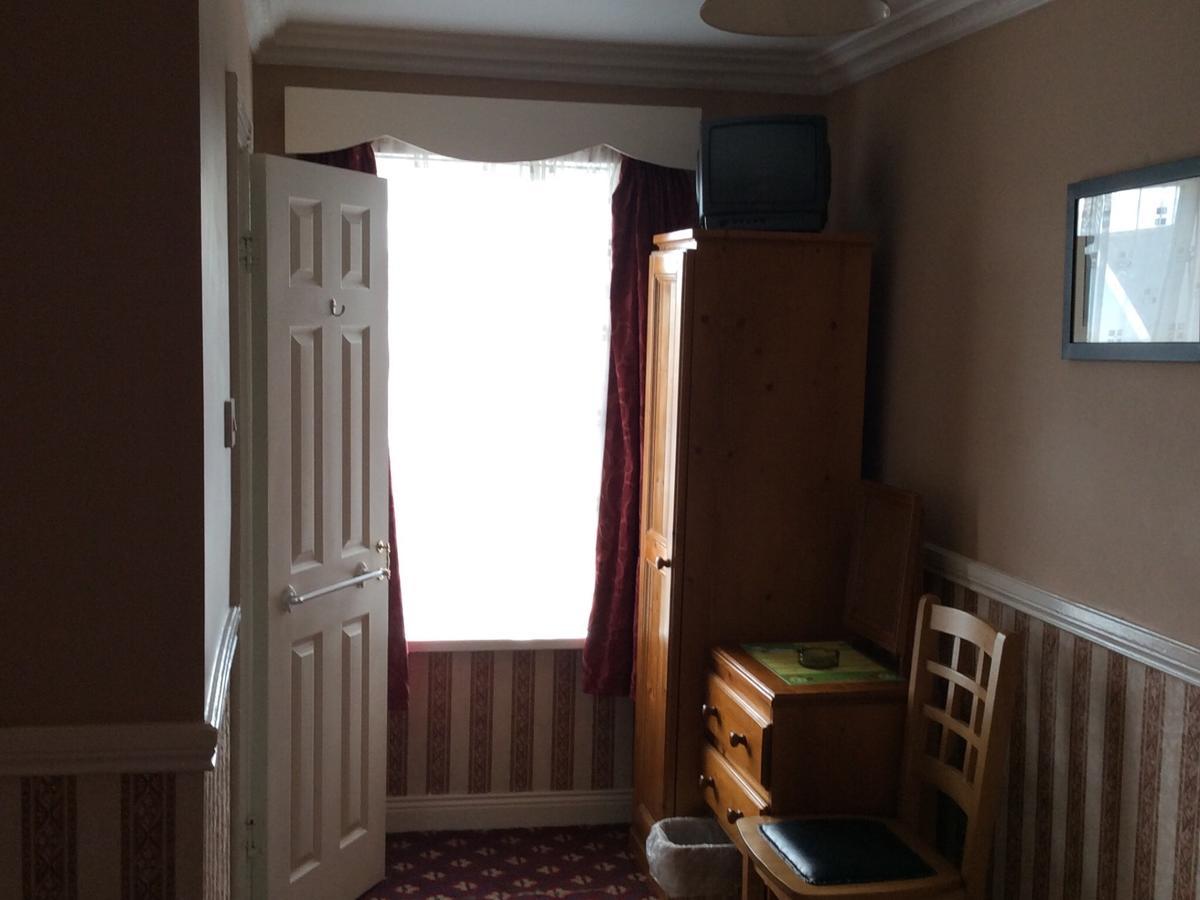 The Royal Hotel Arklow Buitenkant foto