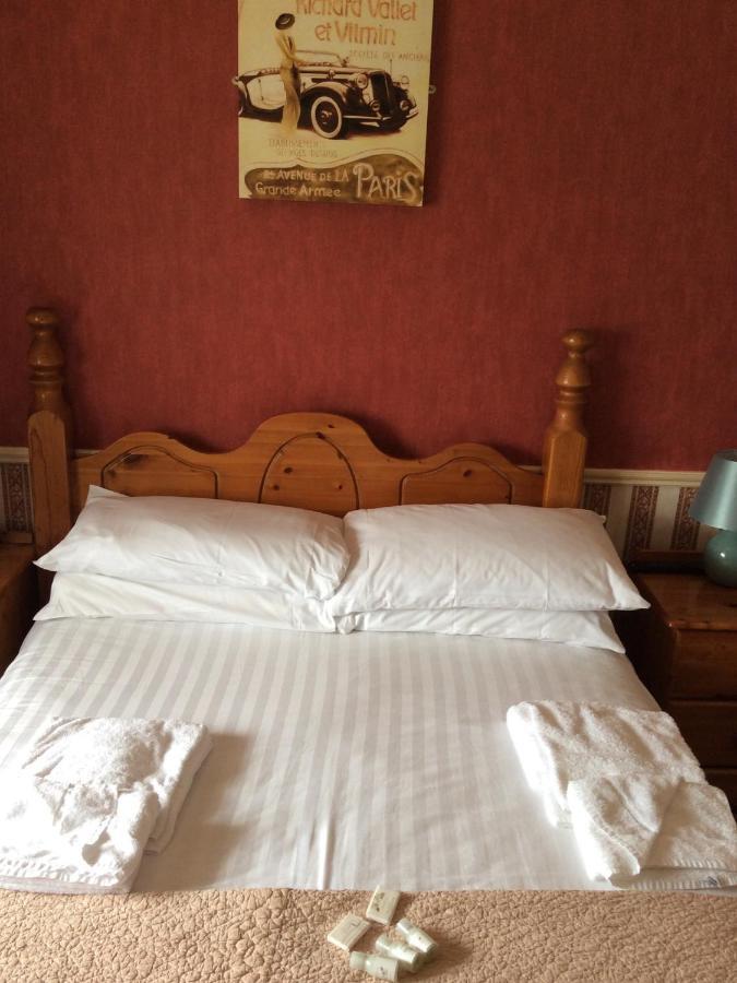 The Royal Hotel Arklow Buitenkant foto